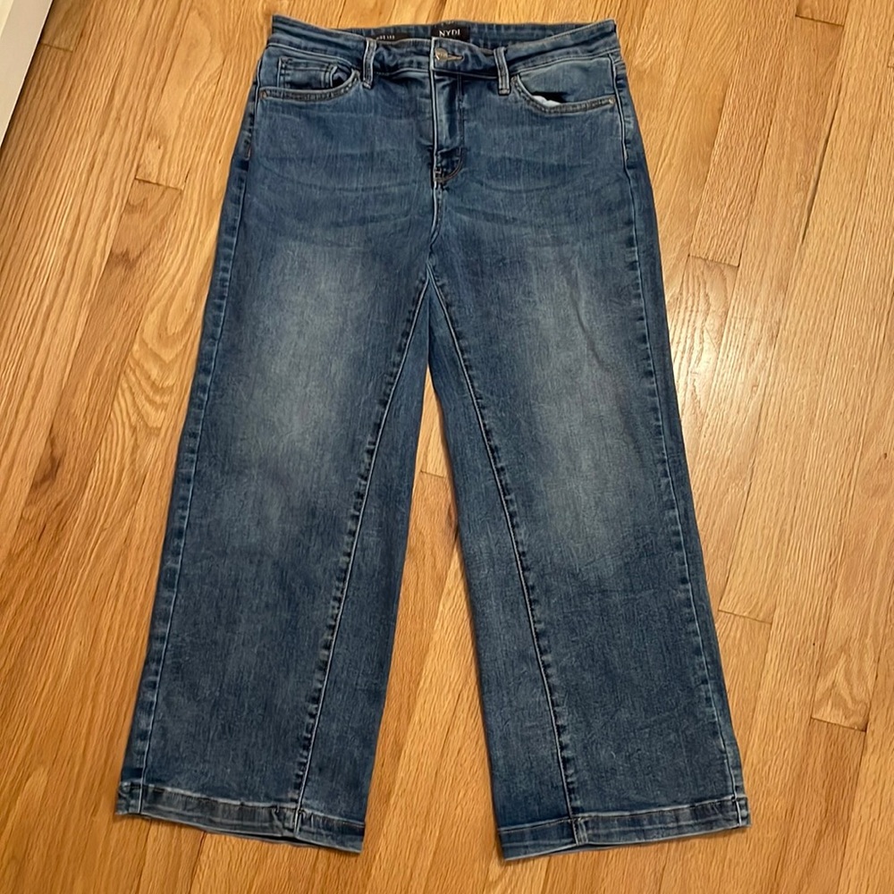 Wide leg jeans